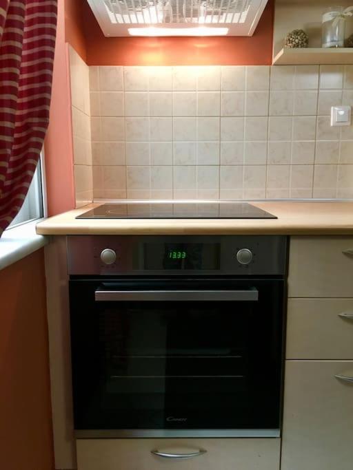 Central Spacious Apartment 70Sqm Tripoli Exteriör bild
